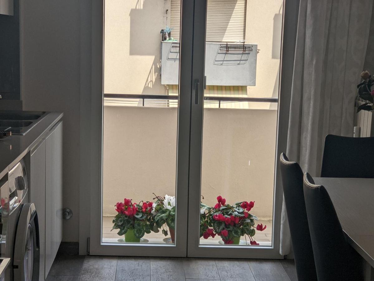 Appartamento Con Tre Stanze Da Letto Wenecja Zewnętrze zdjęcie