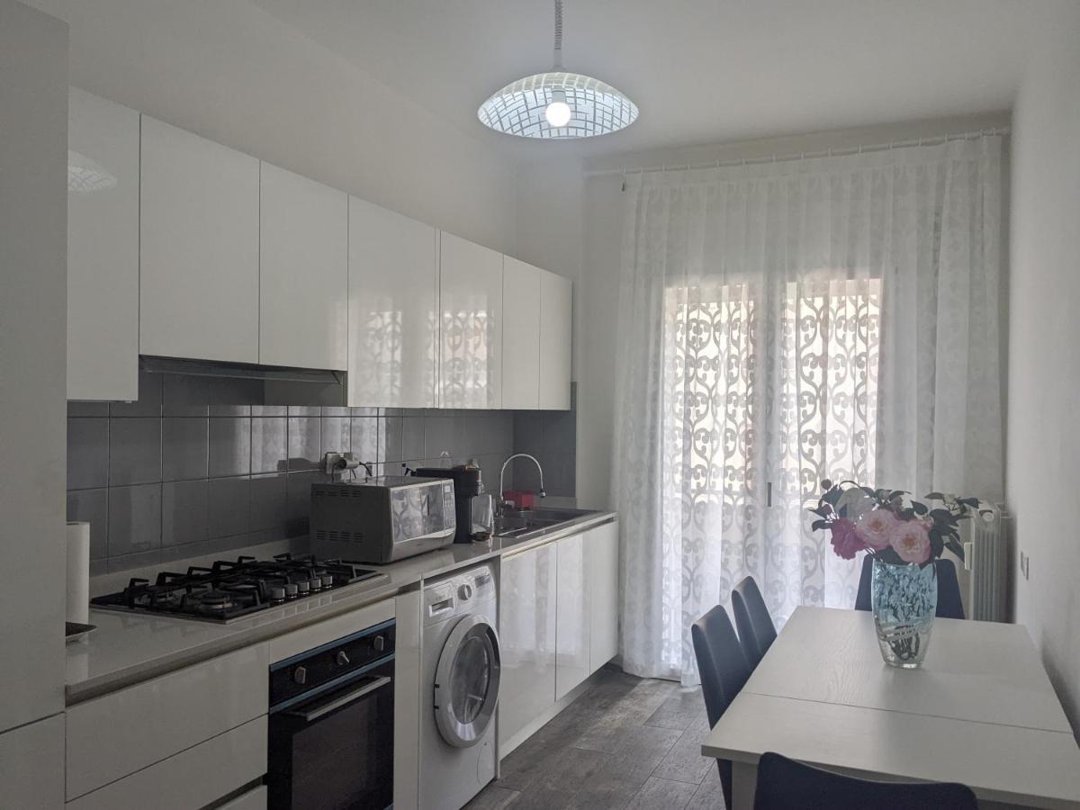 Appartamento Con Tre Stanze Da Letto Wenecja Zewnętrze zdjęcie